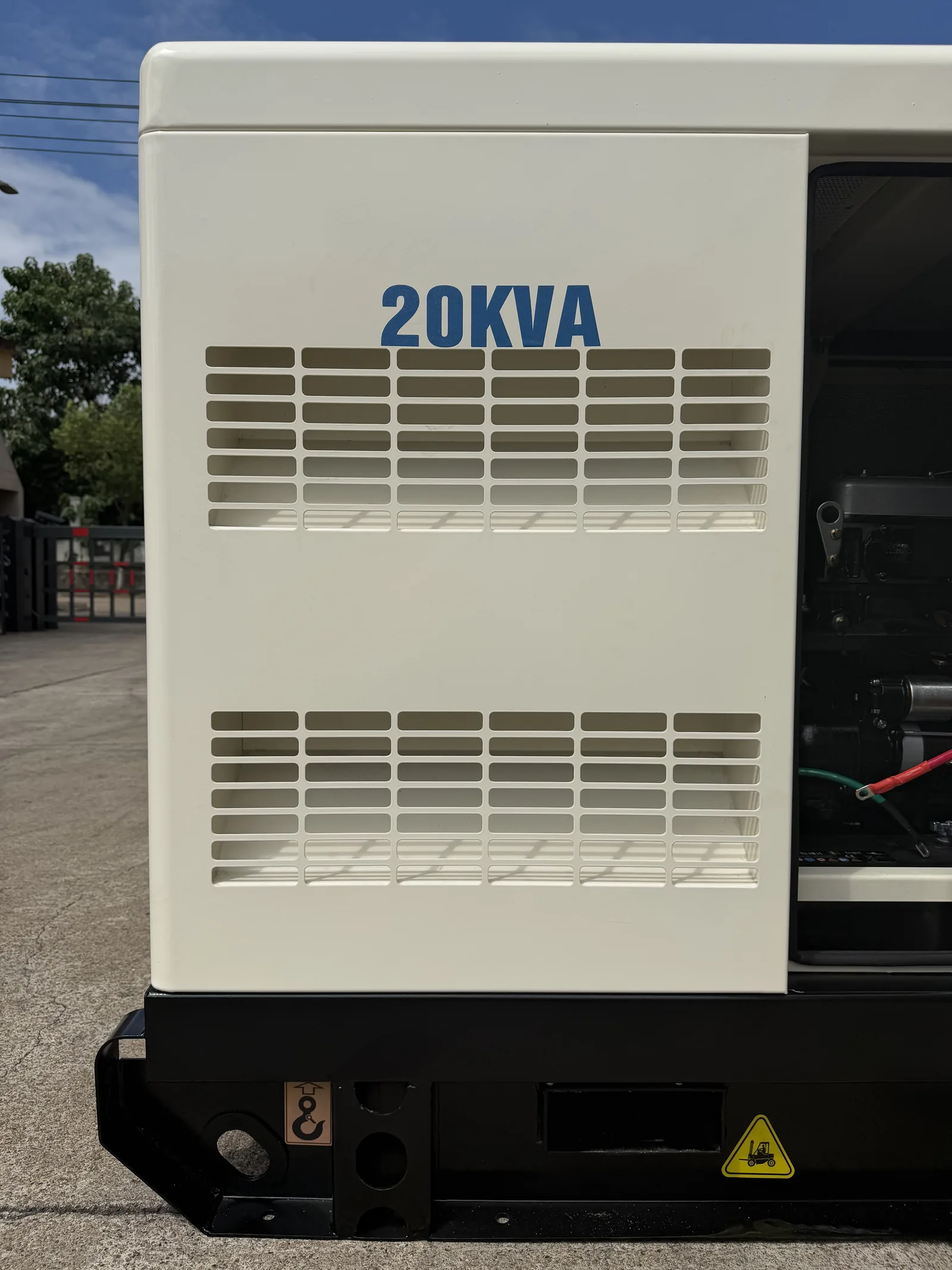 مولدة Yangdong 20 kVA سوبر سايلنت - 4