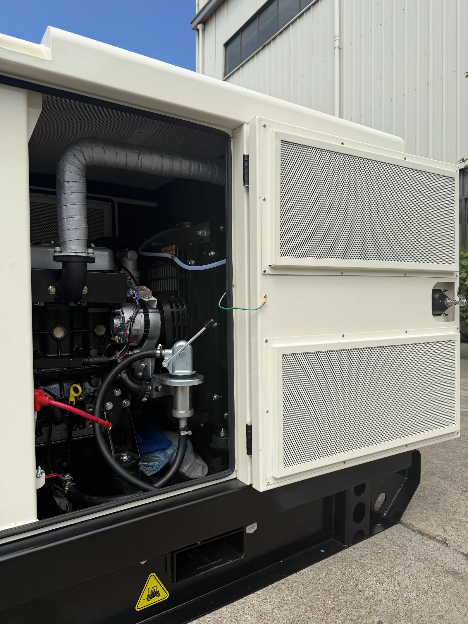 Yangdong 30 kVA Super Silent Generator - 9